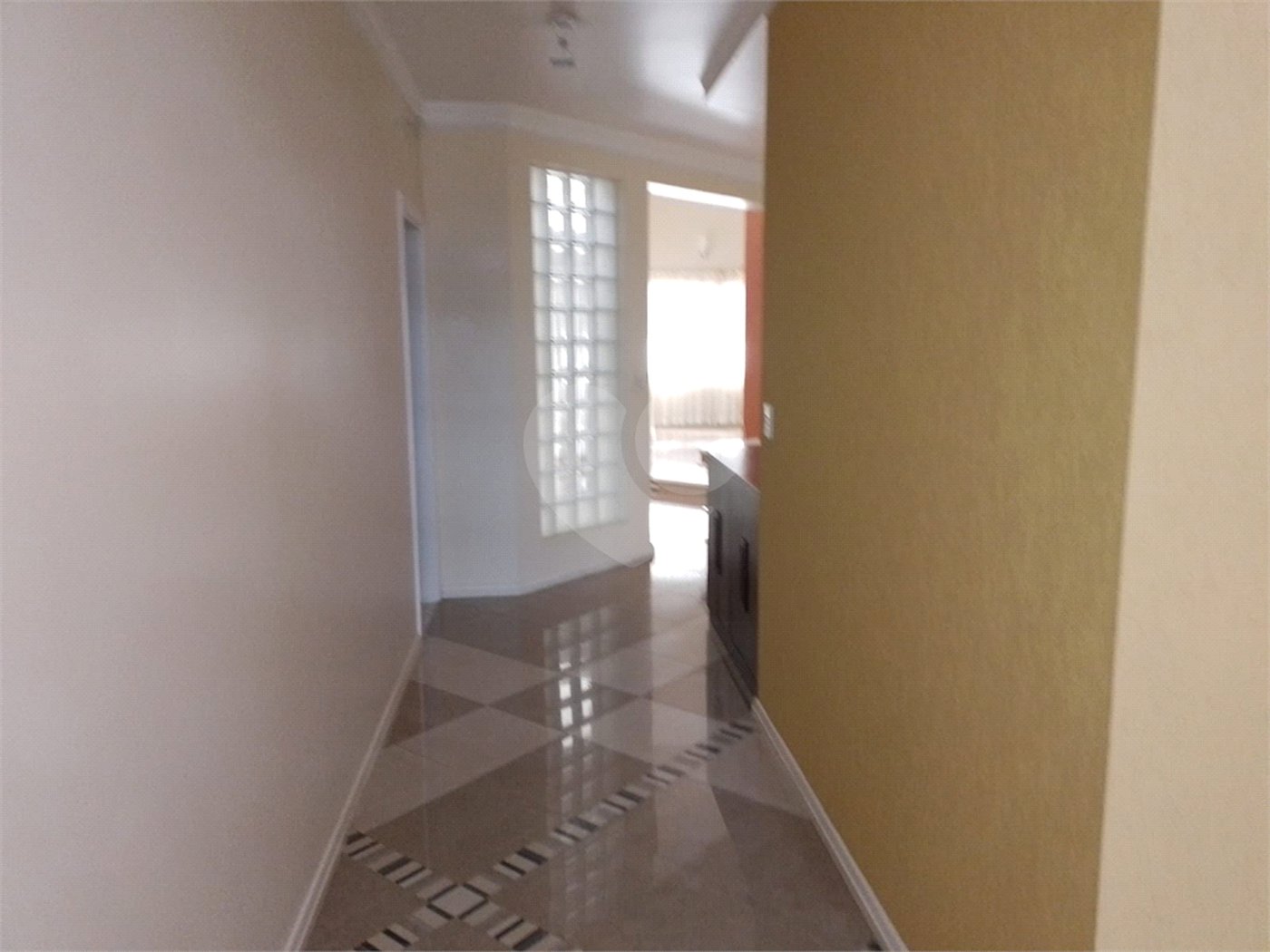 Casa à venda com 4 quartos, sendo 2 suítes,  em Vila Santista, Atibaia, SP
