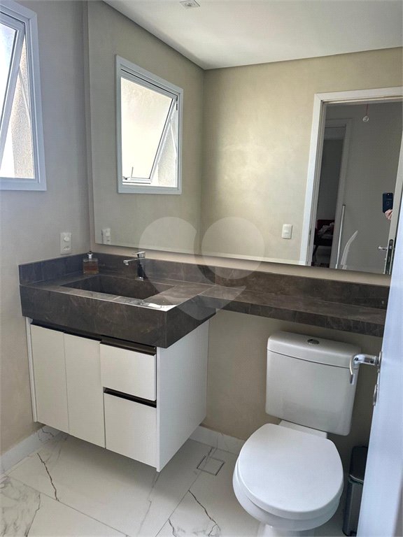 Apartamento à venda com 3 quartos, sendo 1 suíte,  em Vila Suissa, Mogi das Cruzes, SP