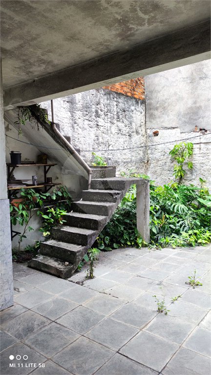 Sobrado à venda com 5 quartos, sendo 3 suítes, em Vila Campestre, São Paulo, SP