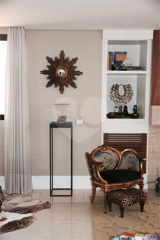 Apartamento à venda com 3 suítes em Campo Belo, São Paulo, SP