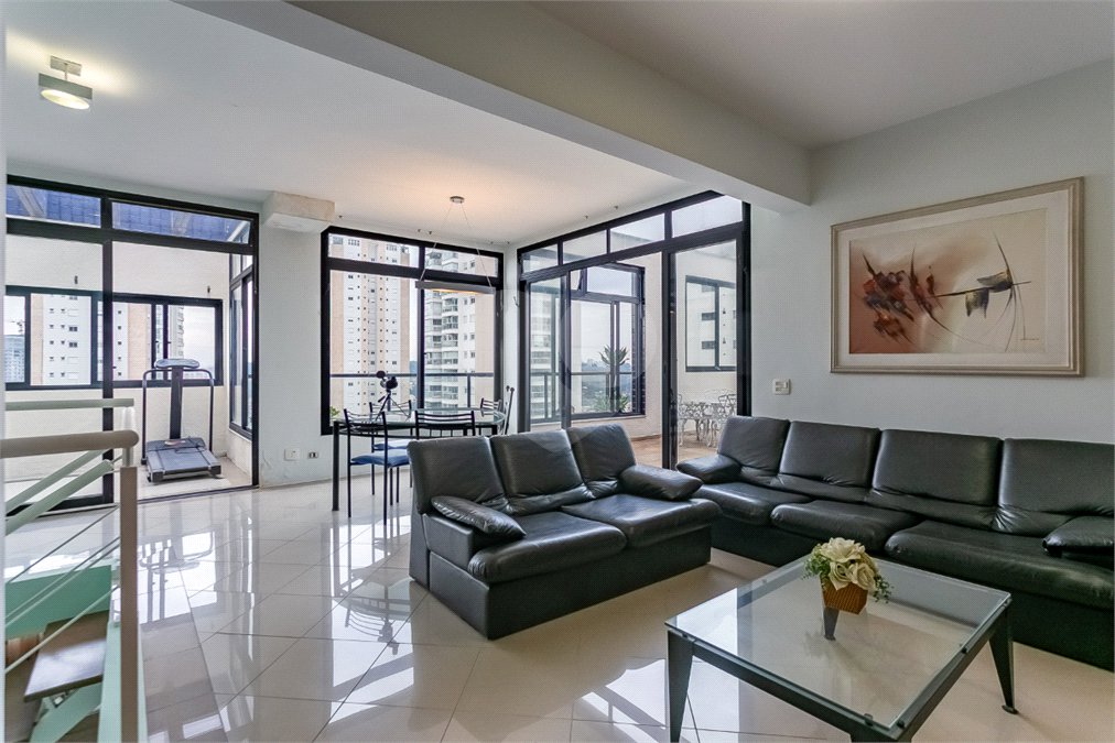 Apartamento à venda com 3 suítes em Vila Mascote, São Paulo, SP