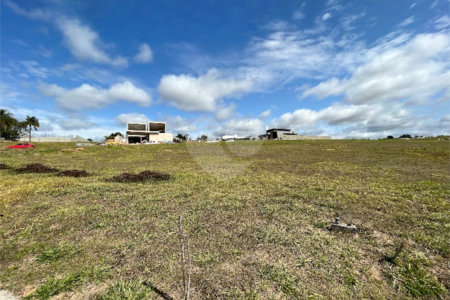Terreno à venda no condomínio Up Residencial, Votorantim - SP