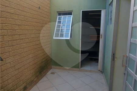 Sobrado à venda com 3 quartos, sendo 1 suíte, em Wanel Ville, Sorocaba, SP