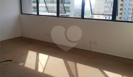 Sala à venda em Alto da Boa Vista, São Paulo, SP