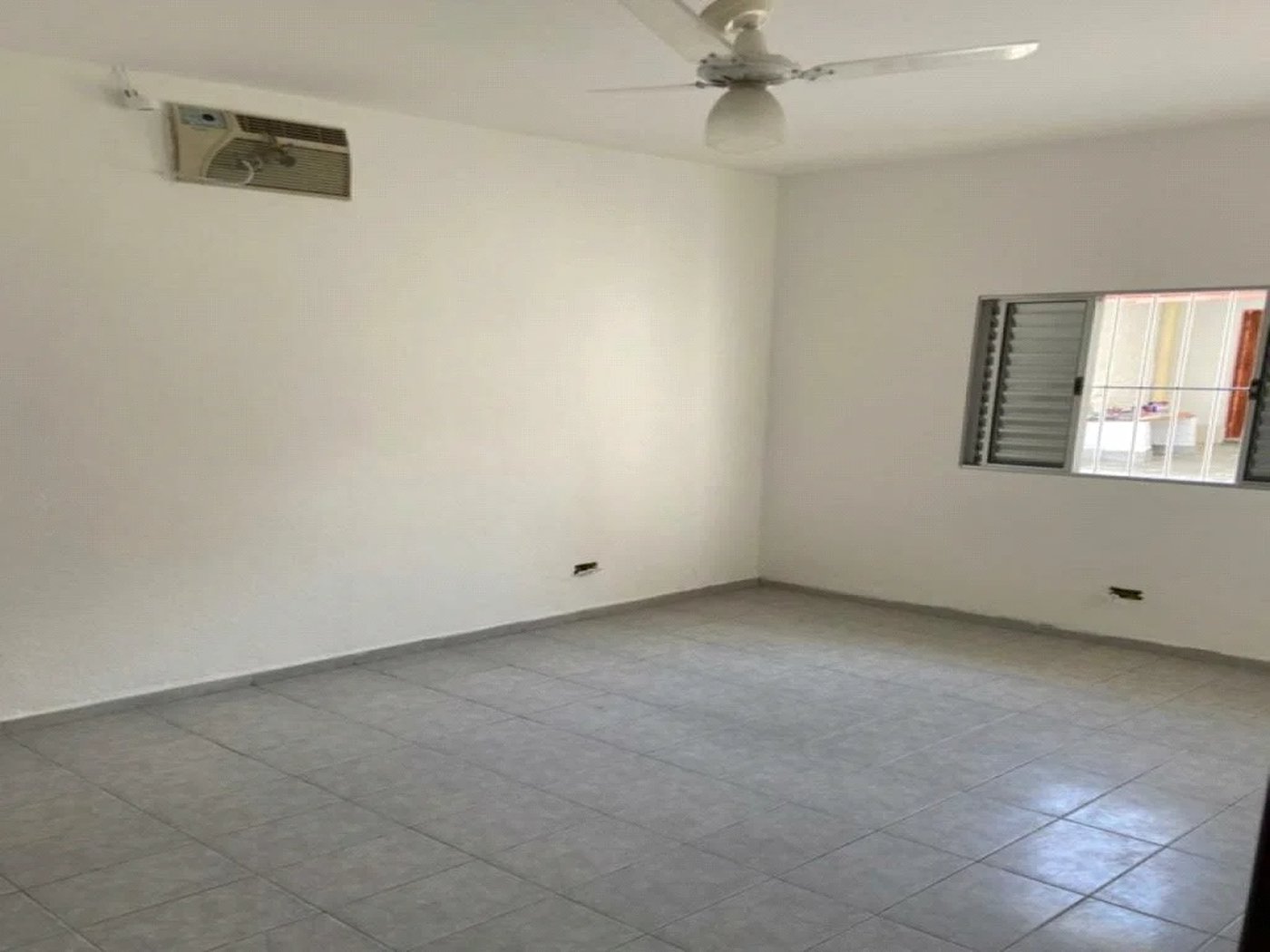 Casa à venda com 2 quartos em Rio Pequeno, São Paulo, SP