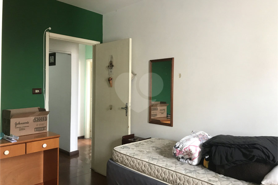 Casa à venda com 4 quartos em Parada Inglesa, São Paulo, SP