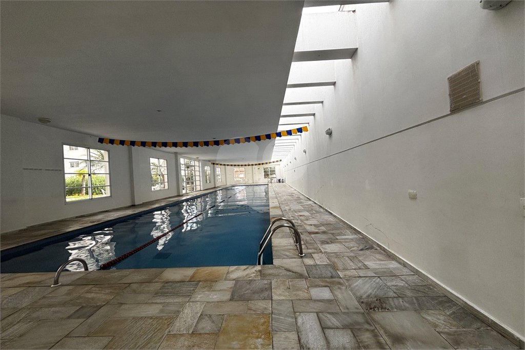 Apartamento para alugar com 3 suítes em Vila Romana, São Paulo, SP
