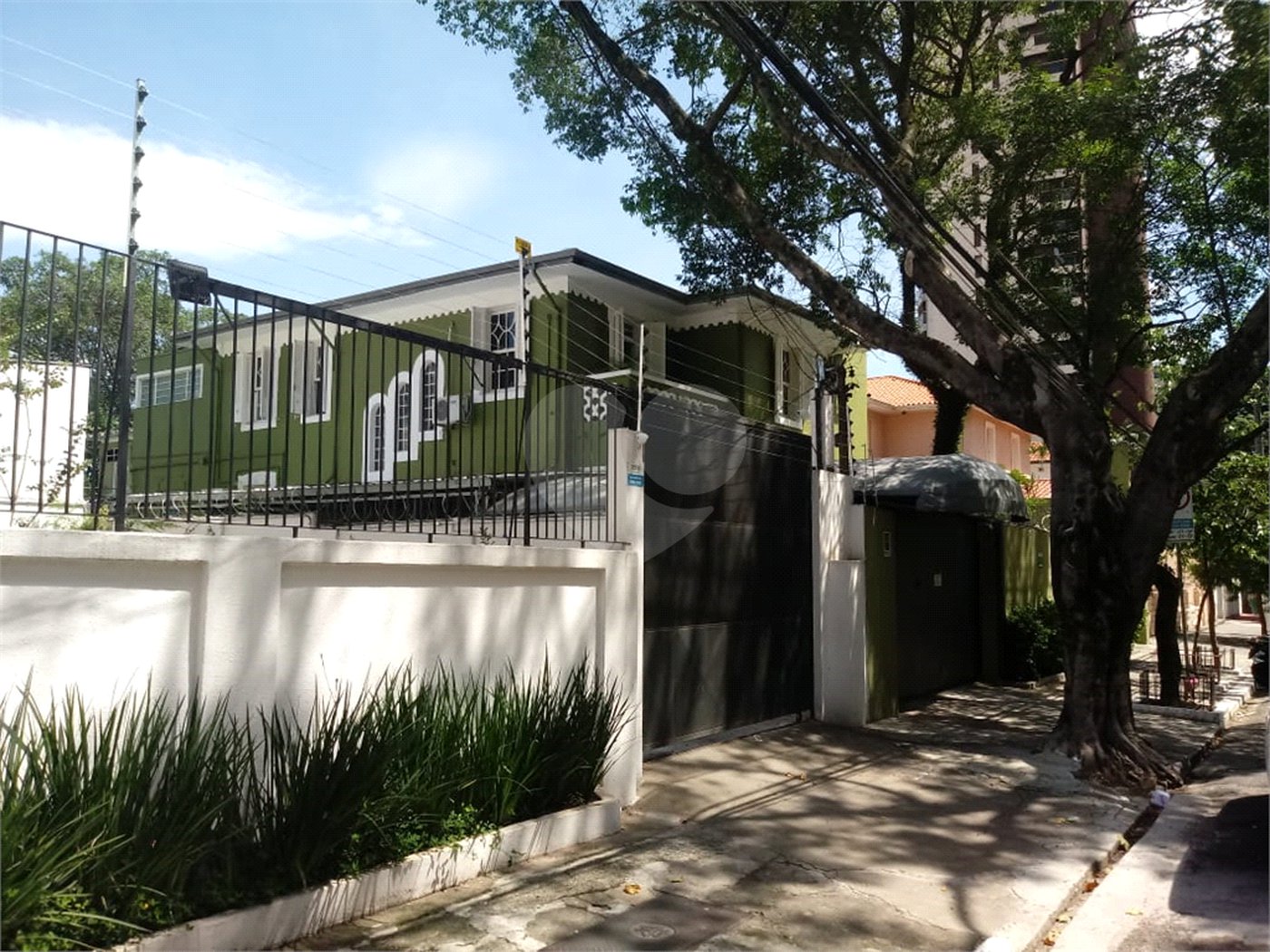Casa à venda com 4 quartos em Jardim Paineiras, São Paulo, SP