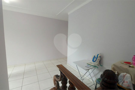 Apartamento à venda com 2 quartos em Jardim Simus, Sorocaba, SP