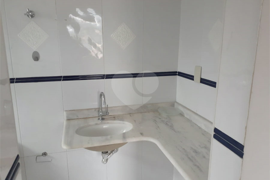 Sobrado à venda com 4 quartos, sendo 2 suítes, em Tremembé, São Paulo, SP