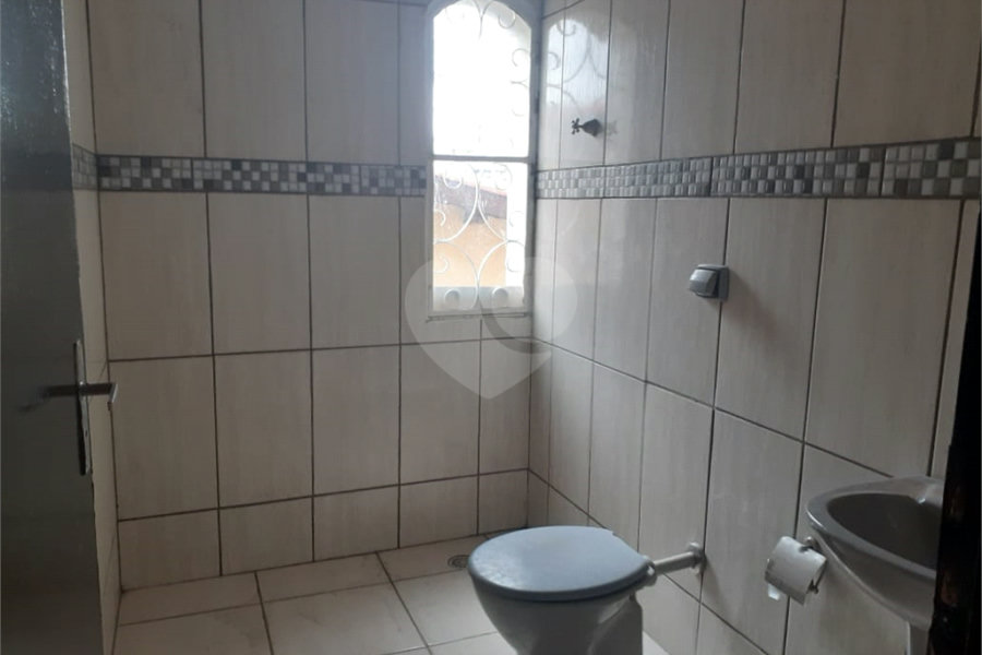 Sobrado à venda com 6 quartos, sendo 1 suíte,  em Jardim Las Vegas, Guarulhos, SP