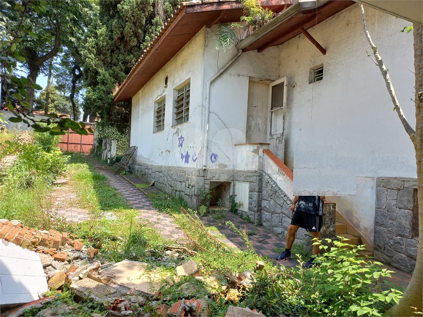 Terreno à venda com 2 quartos, sendo 1 suíte, em Jardim Floresta, São Paulo, SP