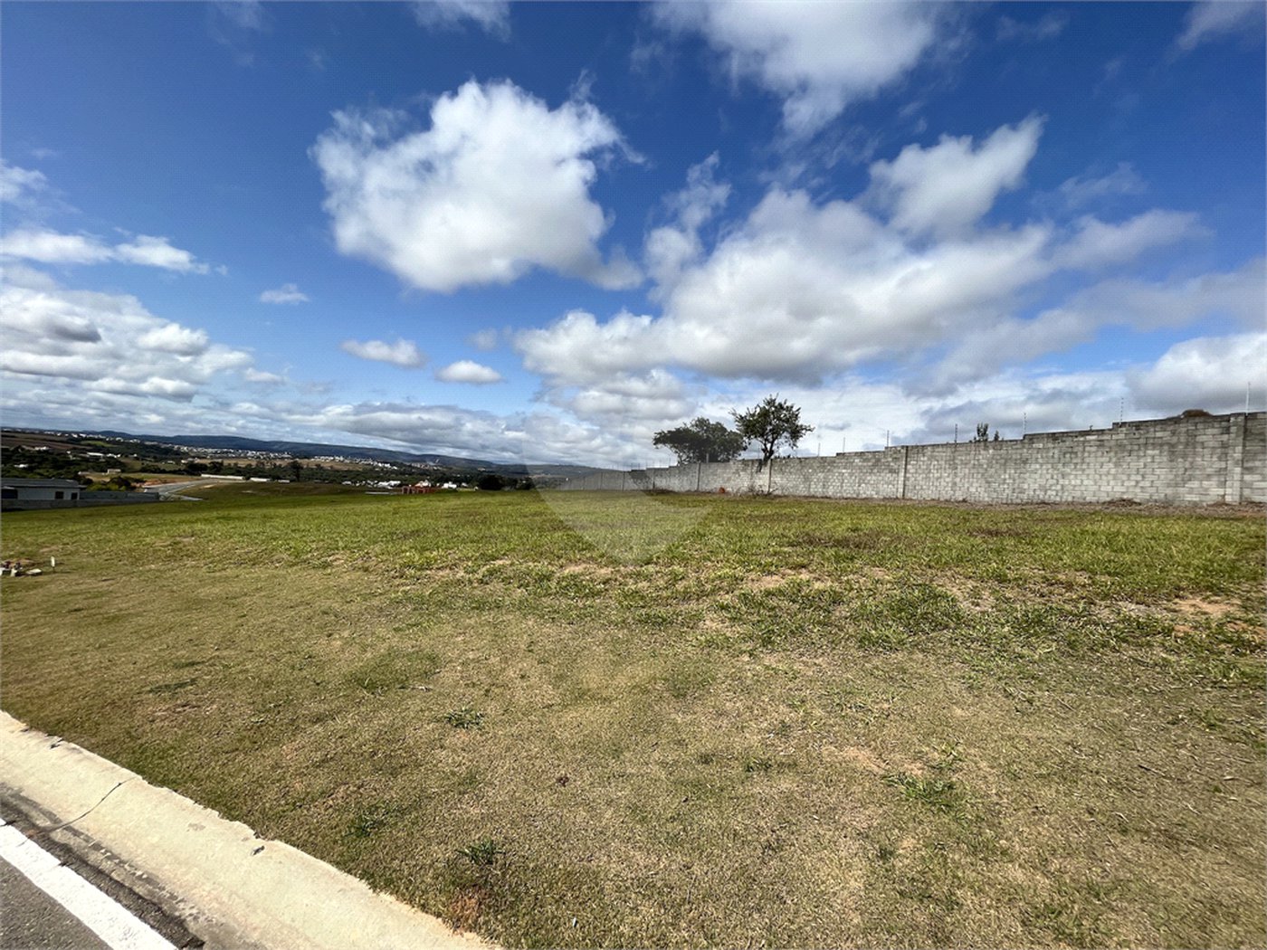 Terreno à venda no condomínio Up Residencial, Votorantim - SP