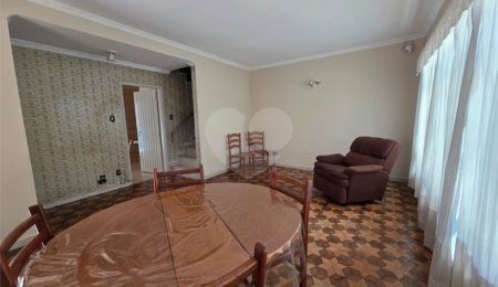 Sobrado à venda com 4 quartos, sendo 1 suíte,  em Santa Teresinha, São Paulo, SP