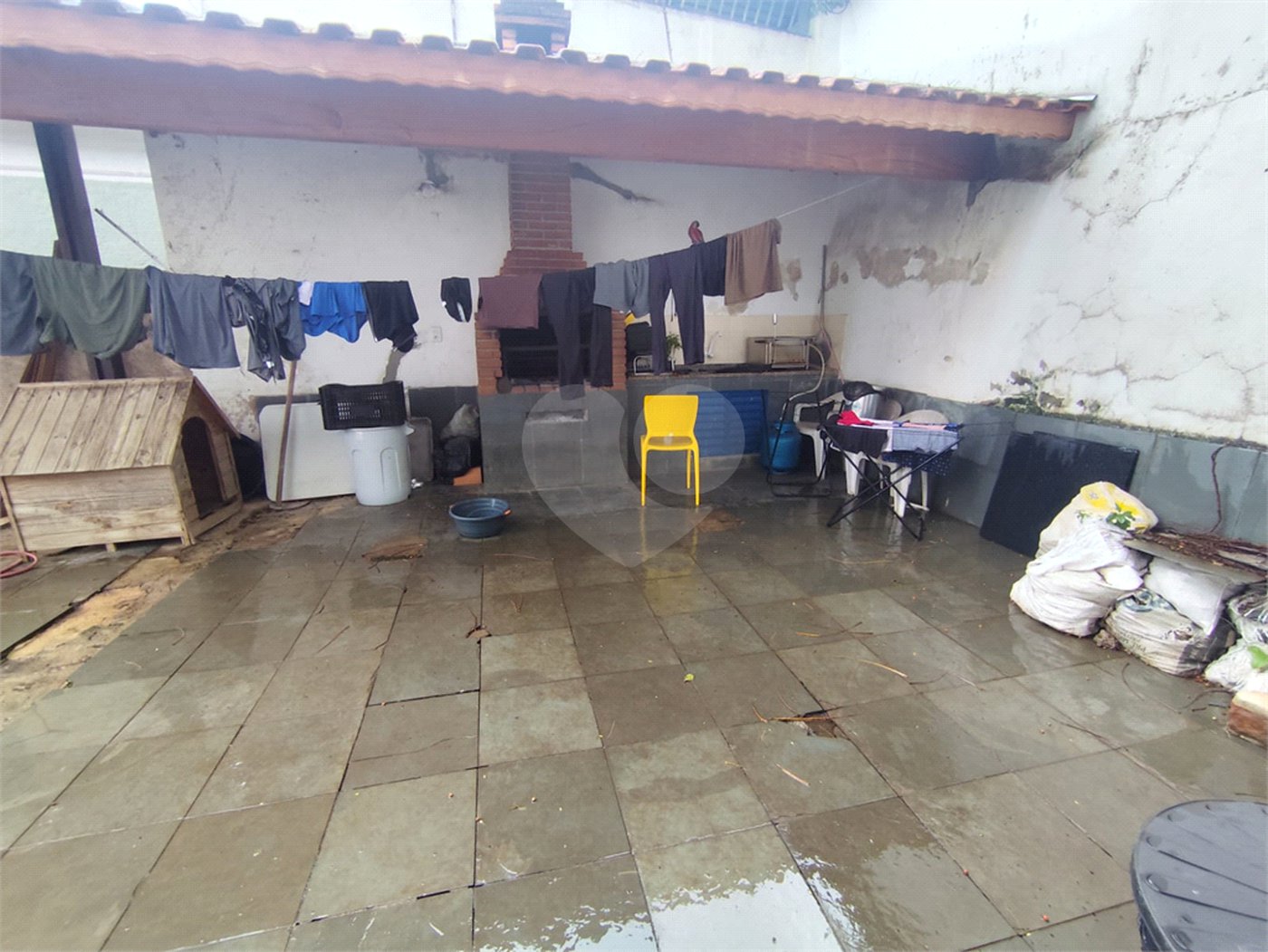 Sobrado à venda com 4 quartos, sendo 2 suítes,  em Tremembé, São Paulo, SP