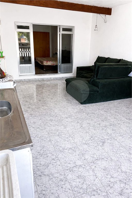 Casa à venda com 3 quartos, sendo 1 suíte, em Jardim Campo Limpo, São Paulo, SP