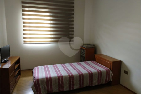 Sobrado à venda com 3 quartos, sendo 1 suíte,  em Jardim Franca, São Paulo, SP