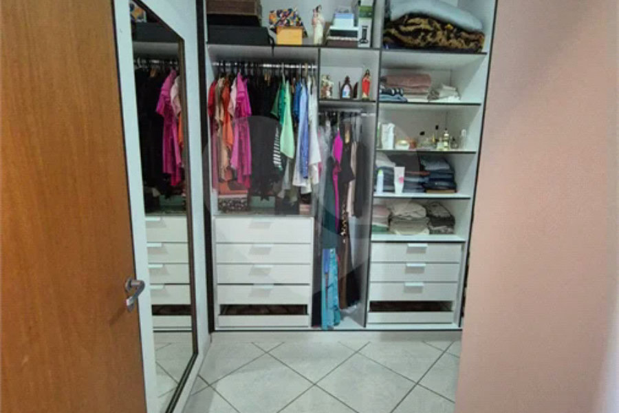 Sobrado à venda com 3 quartos em Vila Industrial, Piracicaba, SP