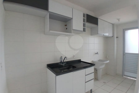 Apartamento à venda com 2 quartos, sendo 1 suíte, em Chácaras Manão, Mairinque, SP
