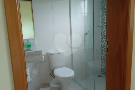 Casa à venda com 5 suítes no condomínio Village da Serra, Araçoiaba da Serra - SP