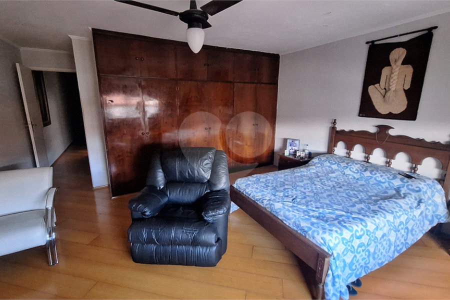 Casa à venda com 4 quartos, sendo 1 suíte,  em Vila Guilherme, São Paulo, SP