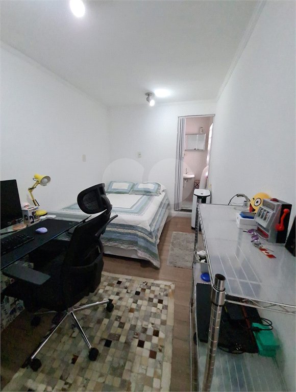 Sobrado à venda com 5 quartos, sendo 2 suítes, em Vila Guilherme, São Paulo, SP