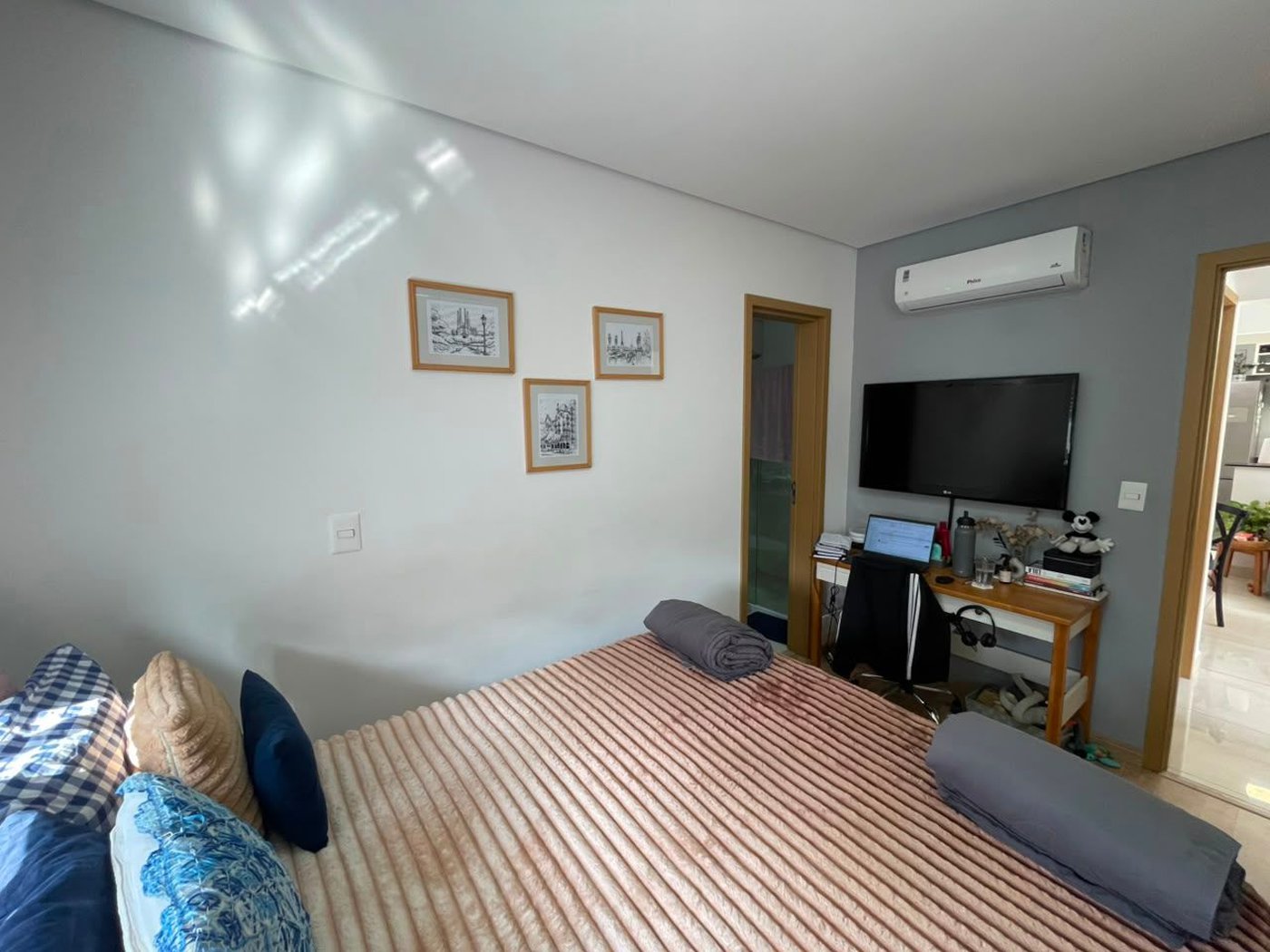 Apartamento com 2 dormitórios à venda, 74 m² por R$ 1.049.000,00 - Gonzaga - Santos/SP