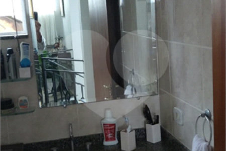 Sobrado à venda com 3 quartos, sendo 1 suíte,  em Retiro das Fontes, Atibaia, SP