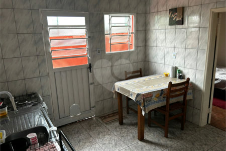 Casa à venda com 2 quartos em Vila Piedade, Itapetininga, SP