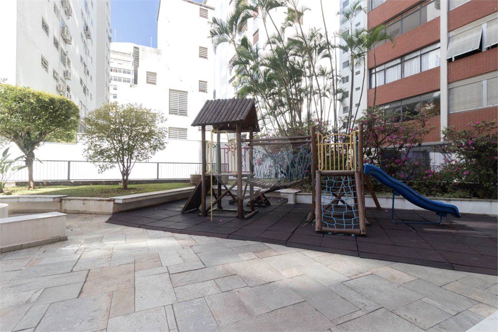 Apartamento à venda com 4 quartos, sendo 1 suíte, em Jardim Paulista, São Paulo, SP