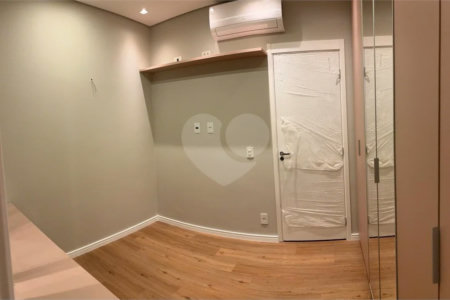 Apartamento à venda com 3 suítes em Parada Inglesa, São Paulo, SP