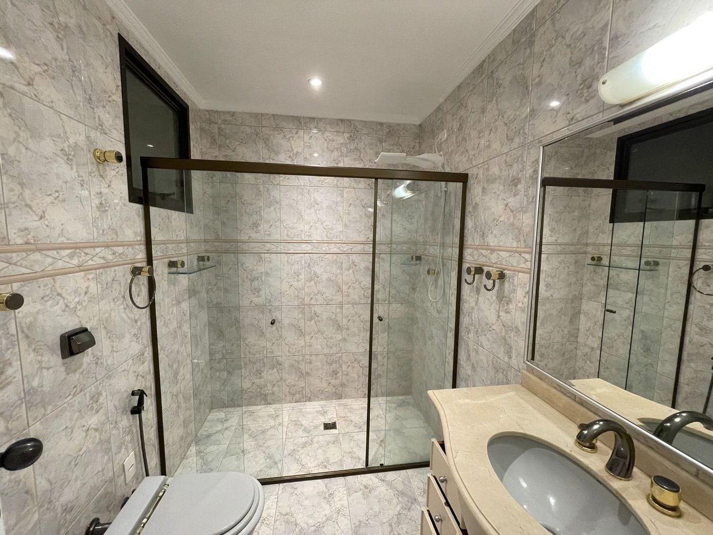 Apartamento com 4 dormitórios, 218 m² - venda por R$ 1.810.000,00 ou aluguel por R$ 8.895,00/mês - Boqueirão - Santos/SP