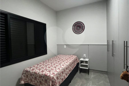 Casa à venda com 2 quartos, sendo 1 suíte,  no condomínio Residencial Parque Imperial, Salto - SP