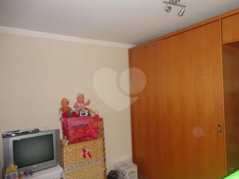 Casa à venda com 3 quartos, sendo 1 suíte,  em Parque Monte Alegre, Taboão da Serra, SP