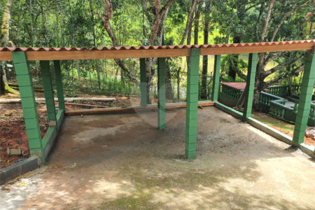 Chácara à venda com 4 quartos, sendo 1 suíte, no Centro, Santa Isabel, SP