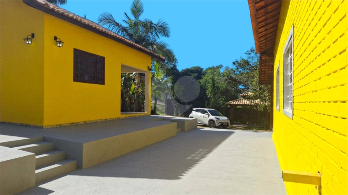 Chácara à venda com 3 suítes em Vila Xisto, São Miguel Arcanjo, SP