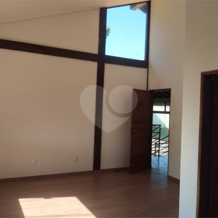 Casa à venda com 3 quartos, sendo 2 suítes, em Vila Harmonia, Araraquara, SP