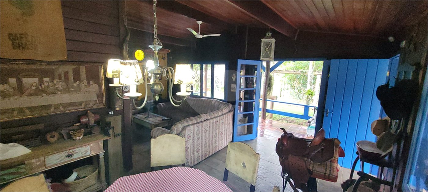 Chácara à venda com 2 quartos, sendo 1 suíte, em Vale San Fernando, Itapetininga, SP