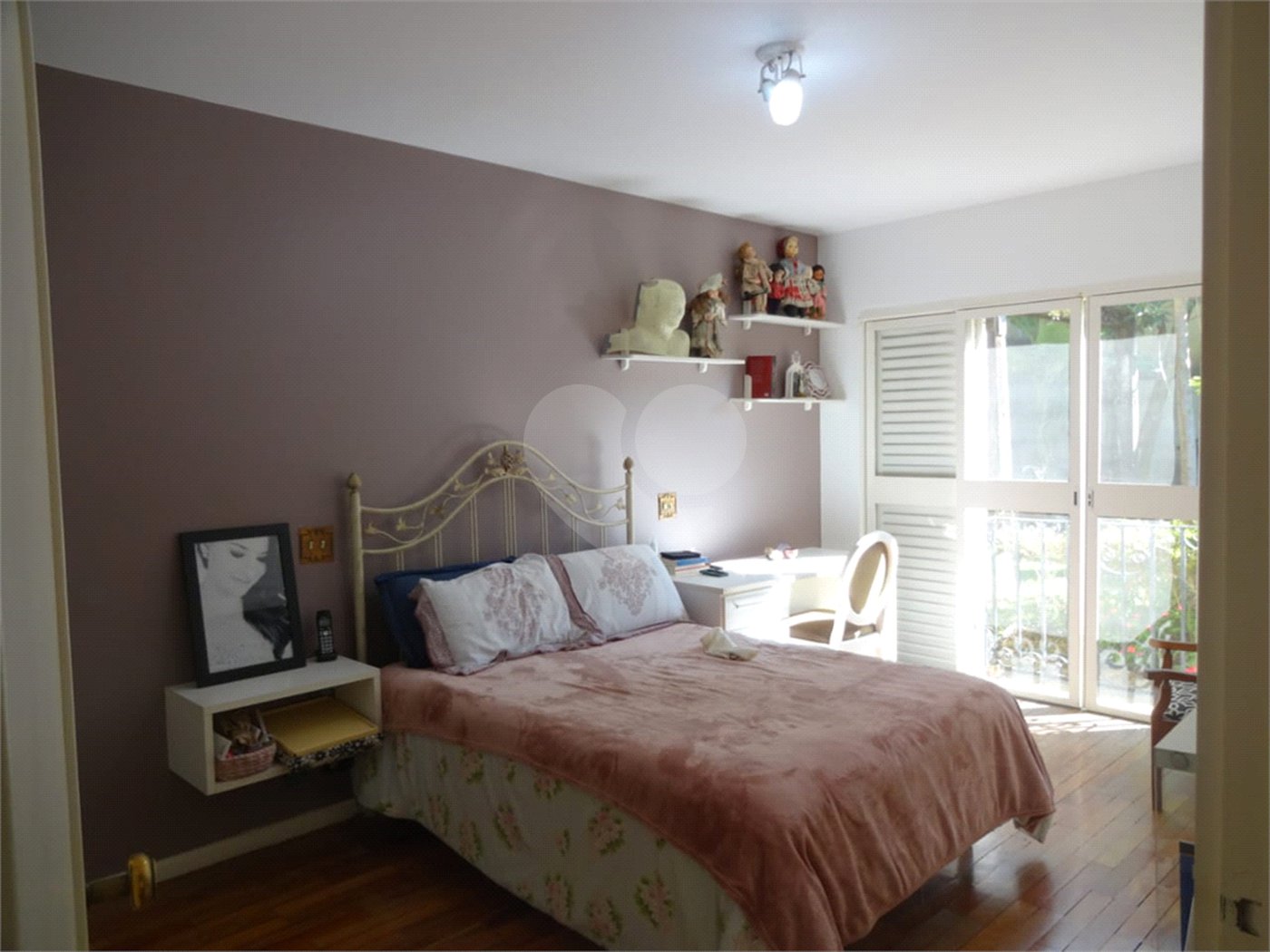 Casa à venda com 5 quartos, sendo 2 suítes,  em Vila Oliveira, Mogi das Cruzes, SP