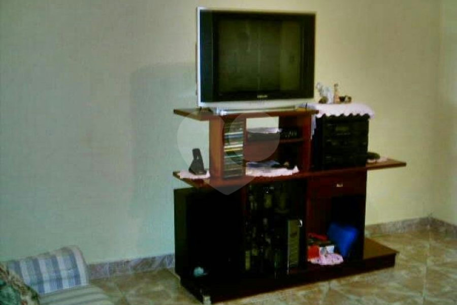 Sobrado à venda com 3 quartos, sendo 1 suíte, em Vila Guilherme, São Paulo, SP