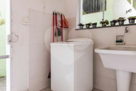 Sobrado à venda com 3 quartos, sendo 1 suíte, em Brooklin, São Paulo, SP