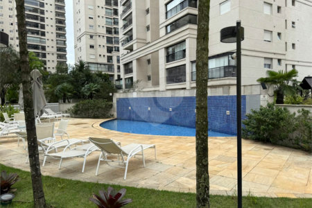 Apartamento à venda com 3 quartos, sendo 1 suíte, em Vila Gilda, Santo André, SP