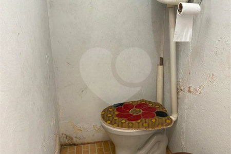 Casa à venda com 3 quartos, sendo 1 suíte, em Vila Barcelona, Sorocaba, SP