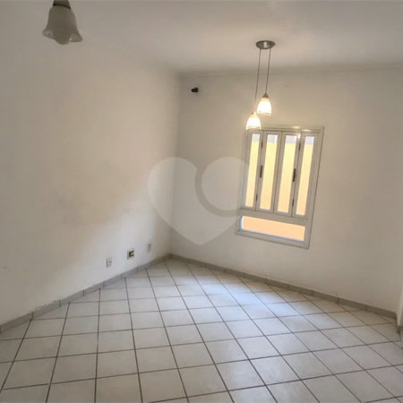 Apartamento à venda com 2 quartos, sendo 1 suíte, no Centro, Vinhedo, SP