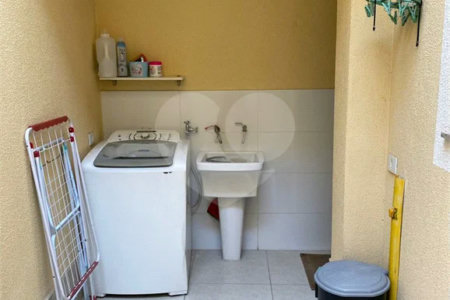 Sobrado à venda com 3 suítes em Vila Gustavo, São Paulo, SP