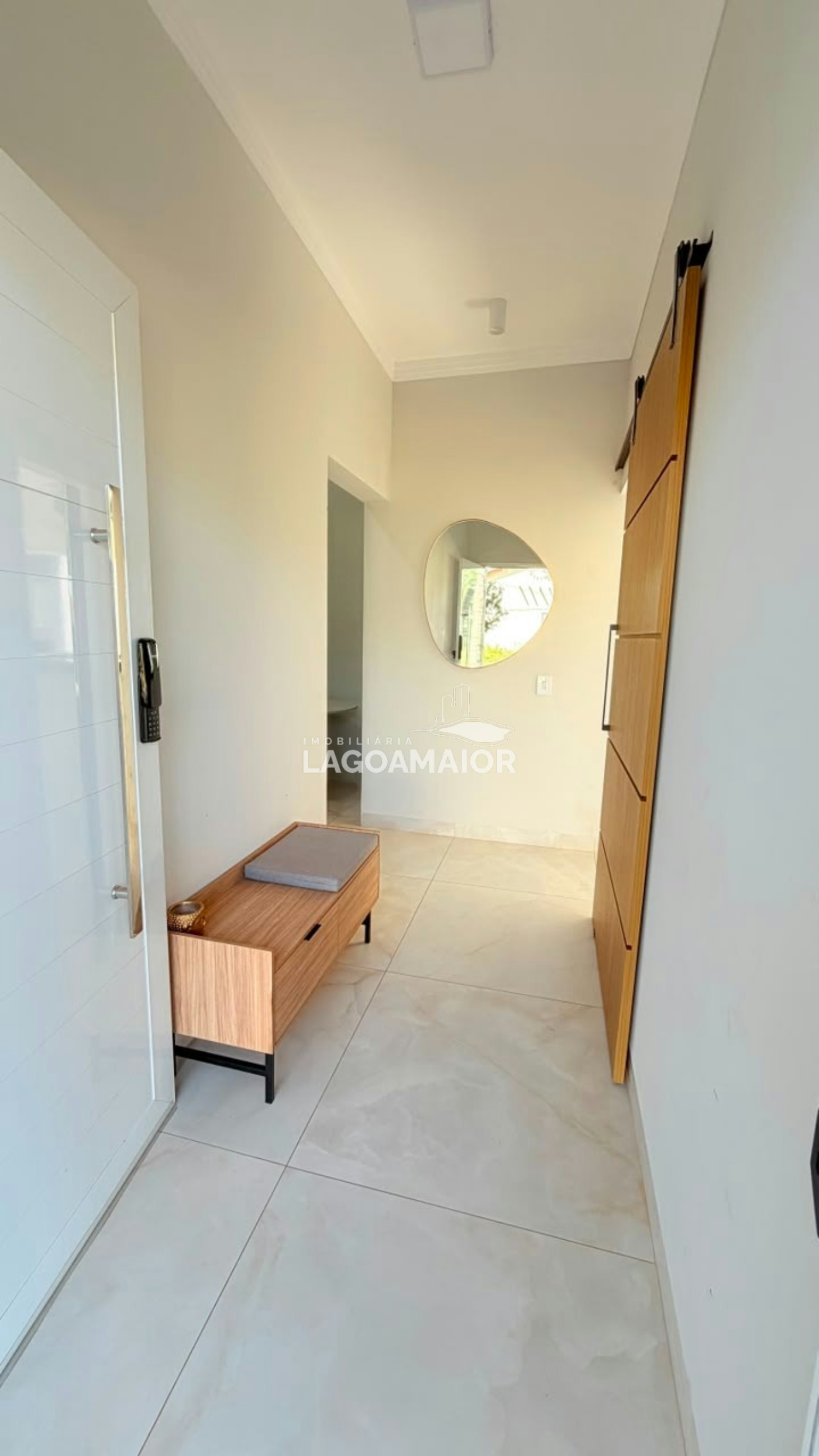 Casa à venda com 3 quartos, sendo 2 suítes, em Residencial Costa Leste, Três Lagoas, MS