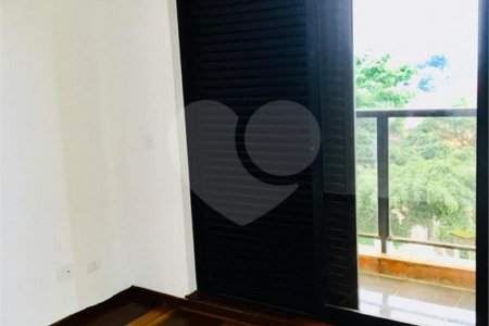Apartamento à venda com 4 quartos, sendo 2 suítes, em Bosque da Saúde, São Paulo, SP
