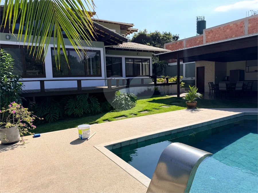 Casa à venda com 4 suítes em Ferradura, Armação dos Búzios, RJ