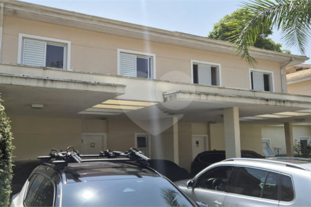 Casa à venda com 4 quartos, sendo 2 suítes,  no condomínio Aromaz, São Bernardo do Campo - SP