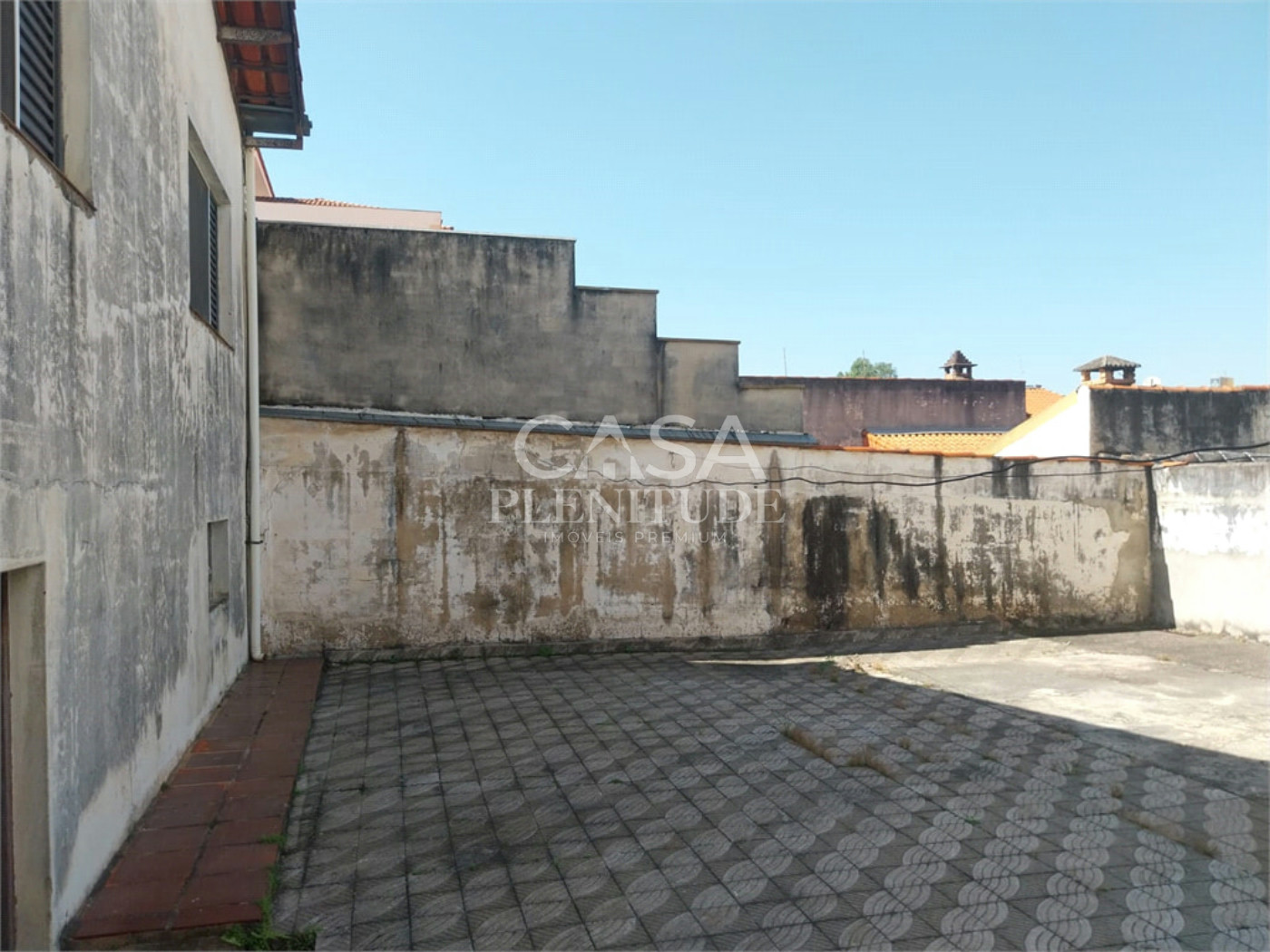 Casa à venda com 3 quartos, sendo 1 suíte, em Jardim Leocádia, Sorocaba, SP